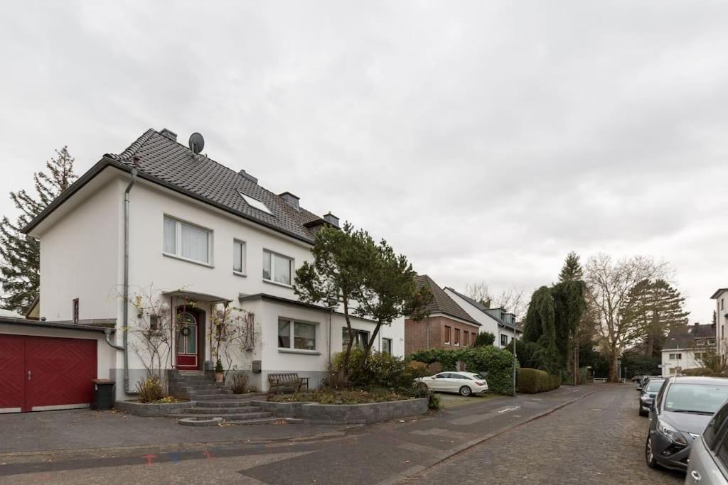 Apartment Wilhelmstr Fuer Bis Zu 3 Personen Brühl Esterno foto