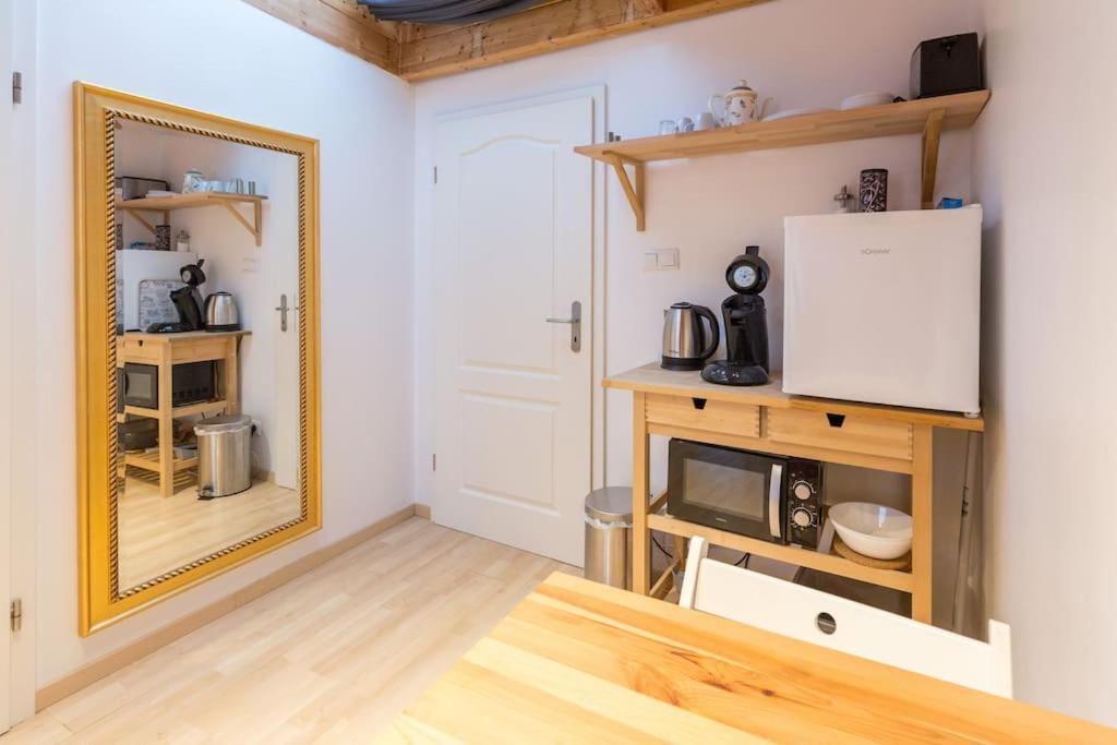 Apartment Wilhelmstr Fuer Bis Zu 3 Personen Brühl Esterno foto