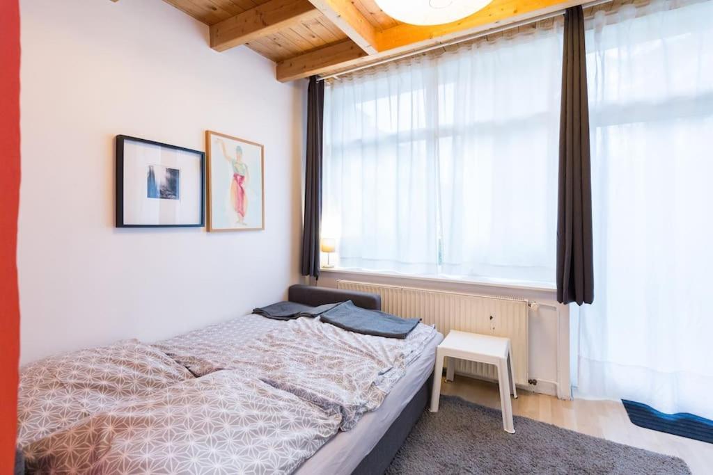 Apartment Wilhelmstr Fuer Bis Zu 3 Personen Brühl Esterno foto